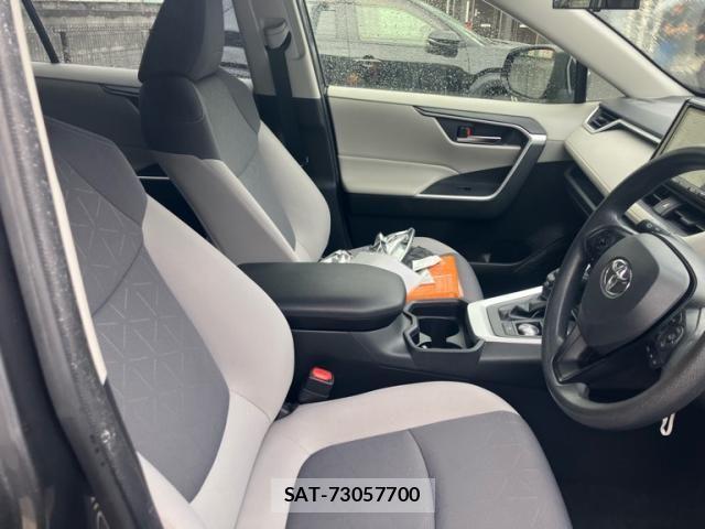 Toyota RAV4 2020-02 7329682-10