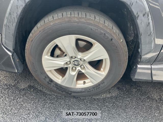 Toyota RAV4 2020-02 7329682-7