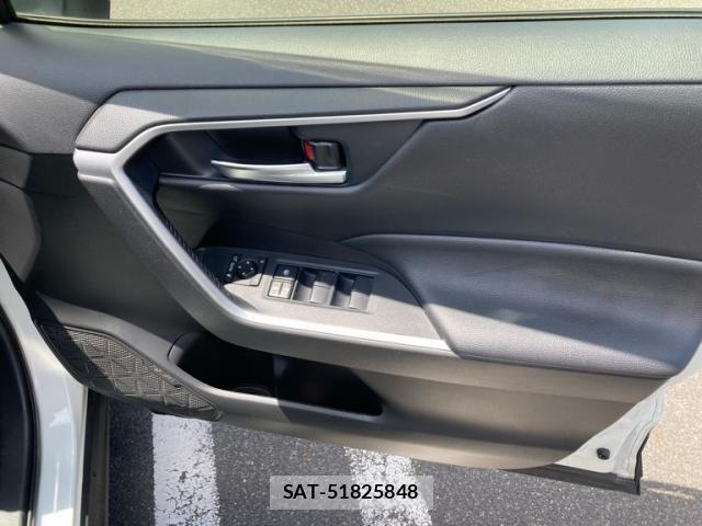 Toyota RAV4 2020-10 7393839-10