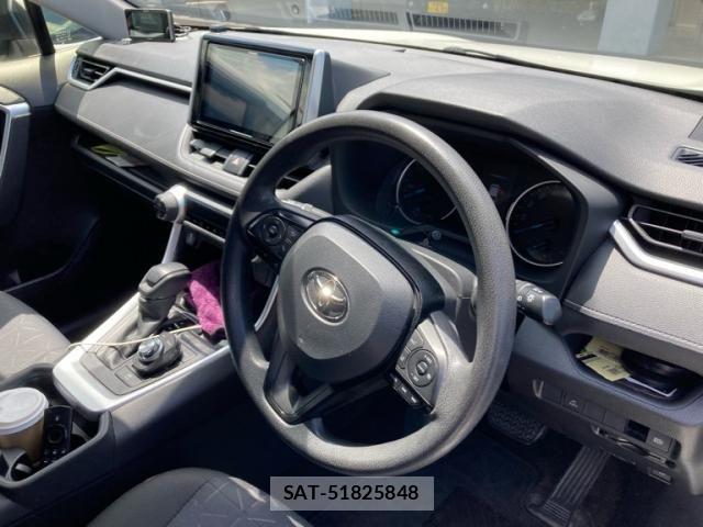 Toyota RAV4 2020-10 7393839-11