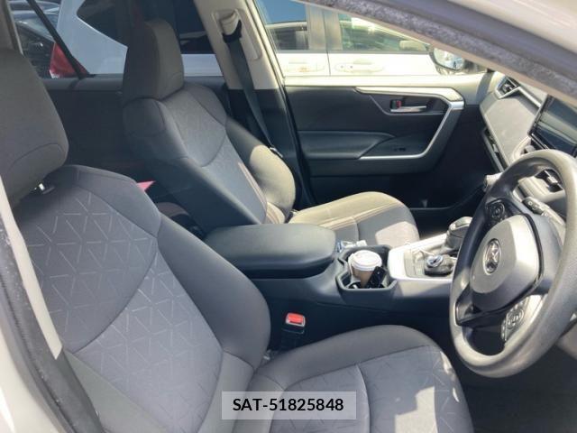 Toyota RAV4 2020-10 7393839-12