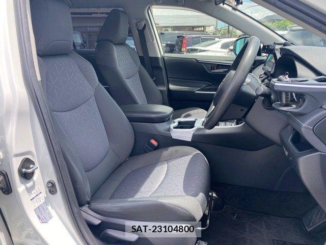 Toyota RAV4 2019-07 7457239-11