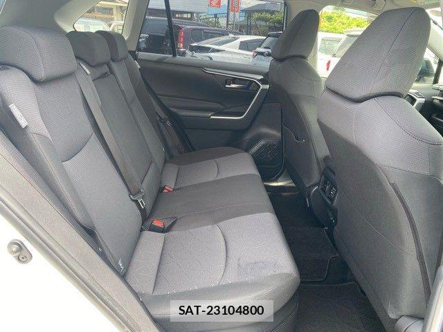 Toyota RAV4 2019-07 7457239-13