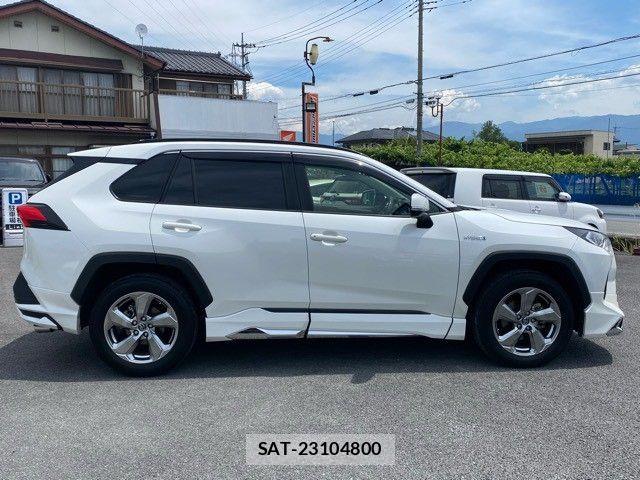 Toyota RAV4 2019-07 7457239-4