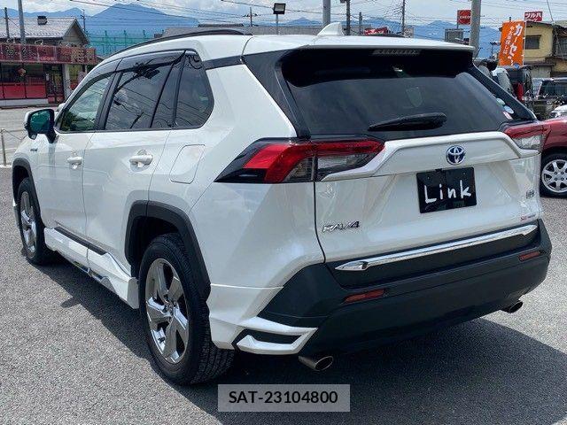Toyota RAV4 2019-07 7457239-7