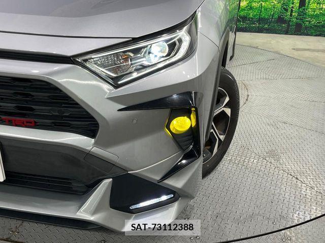 Toyota RAV4 2019-12 7619518-11