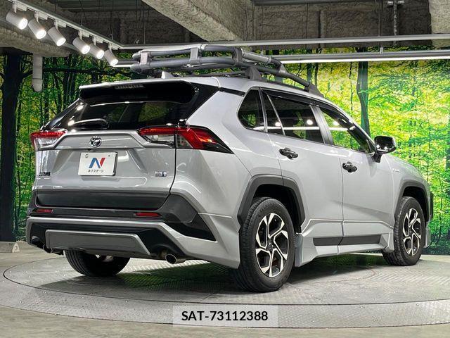 Toyota RAV4 2019-12 7619518-16