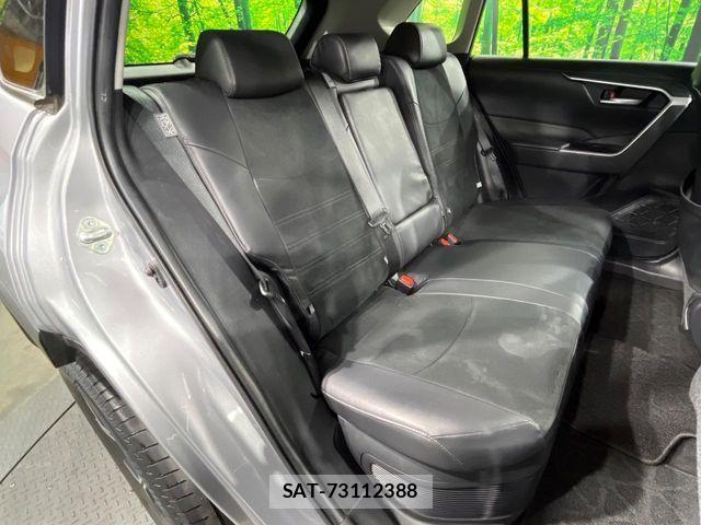 Toyota RAV4 2019-12 7619518-8