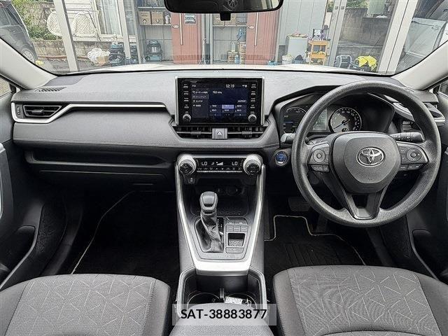 Toyota RAV4 2022-07 7619516-16