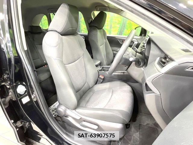 Toyota RAV4 2021-05 7727787-7