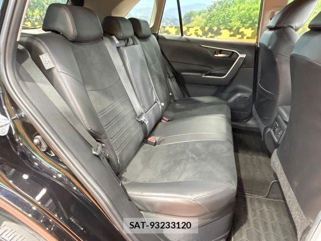 Toyota RAV4 2021-12 7727785-8