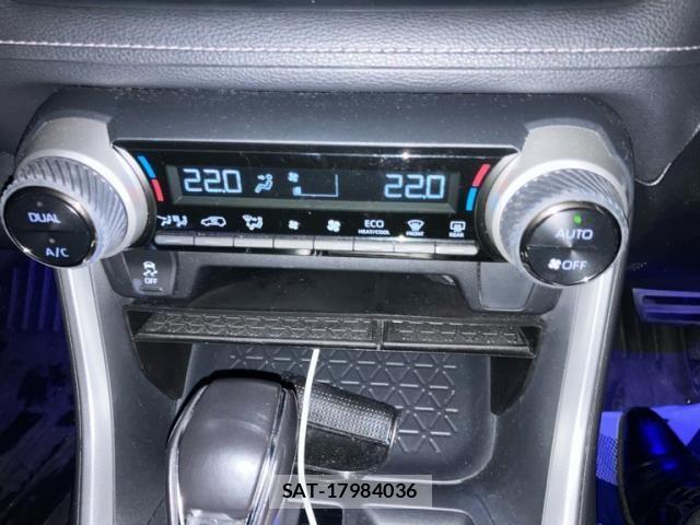 Toyota RAV4 2020-11 7727796-21