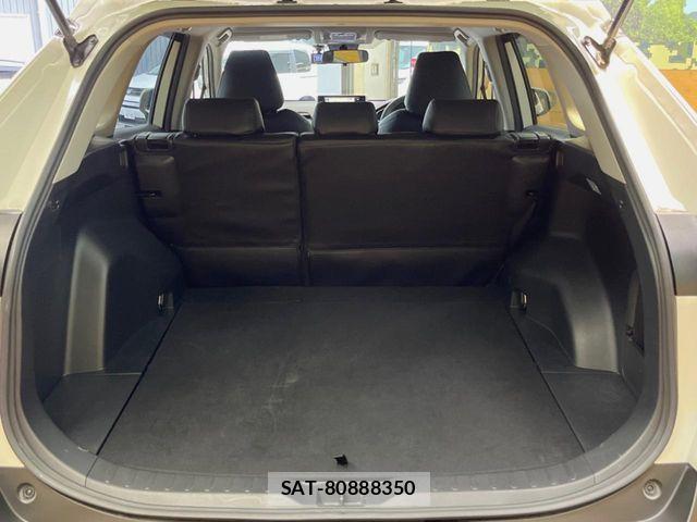 Toyota RAV4 2021-09 7788669-9