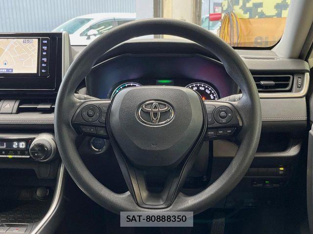 Toyota RAV4 2021-09 7788669-10