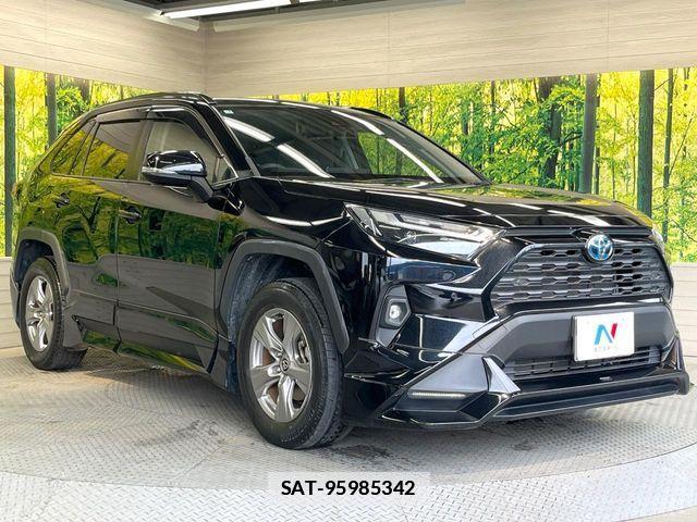 Toyota RAV4 2023-03 7963539-15