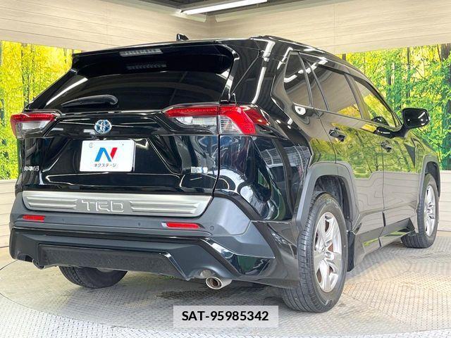 Toyota RAV4 2023-03 7963539-16