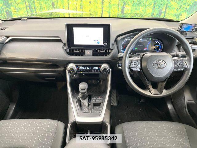 Toyota RAV4 2023-03 7963539-1