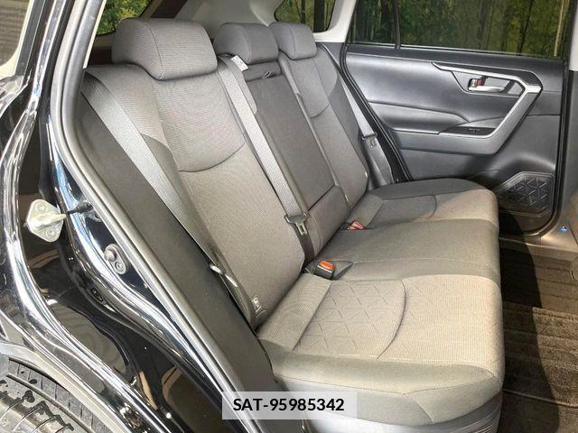 Toyota RAV4 2023-03 7963539-8