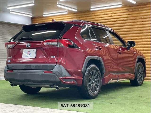 Toyota RAV4 2019-04 8146562-16