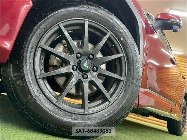 Toyota RAV4 2019-04 8146562-18