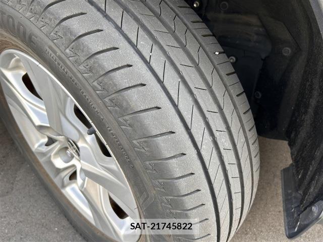 Toyota RAV4 2019-08 8231585-16