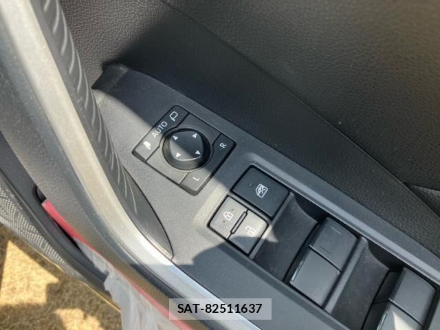 Toyota RAV4 2019-09 8231584-11