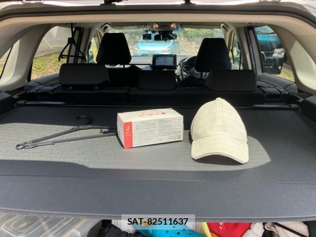 Toyota RAV4 2019-09 8231584-8