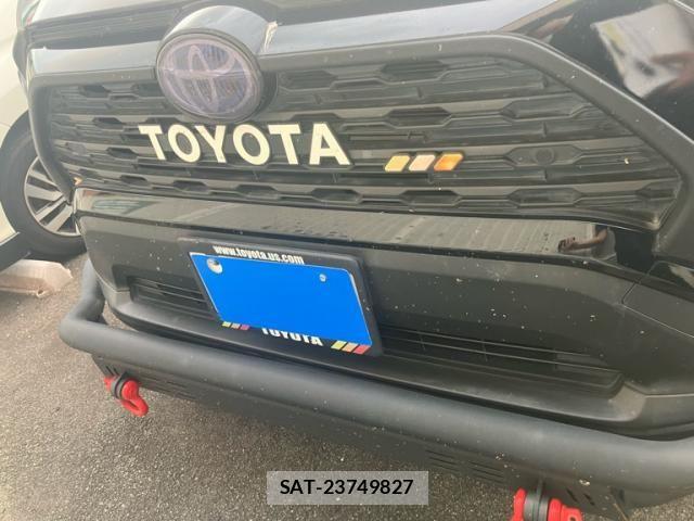 Toyota RAV4 2021-11 8337620-2