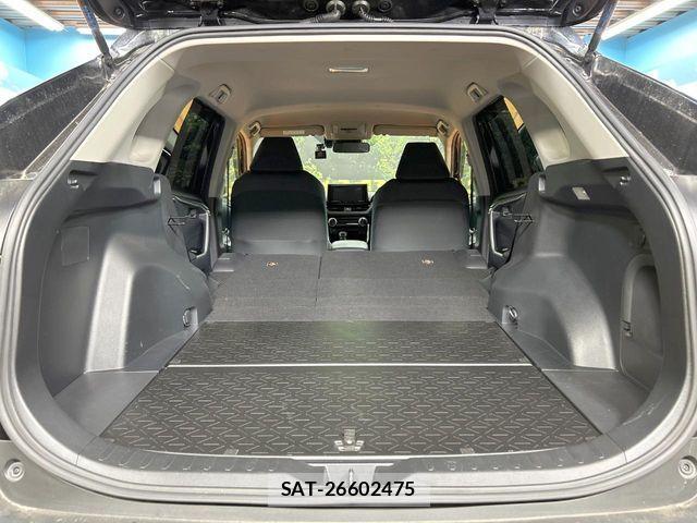 Toyota RAV4 2019-07 8337618-9