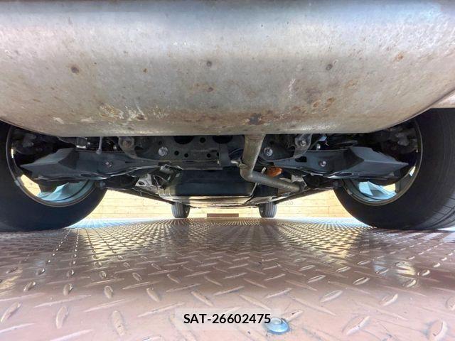 Toyota RAV4 2019-07 8337618-19