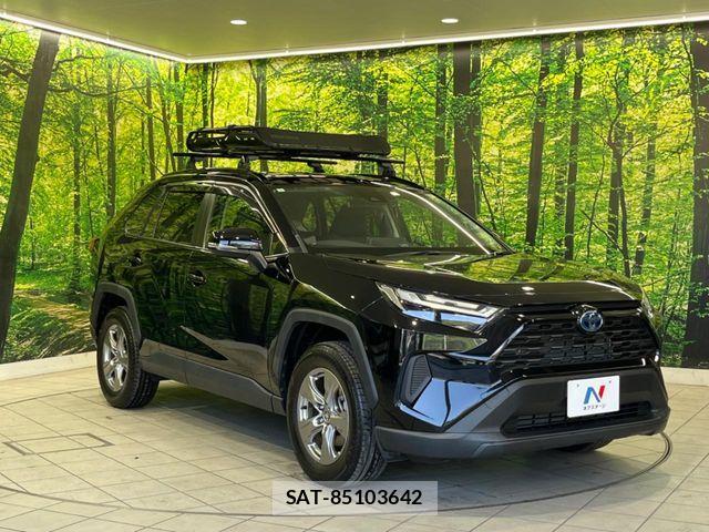 Toyota RAV4 2023-08 8458292-15