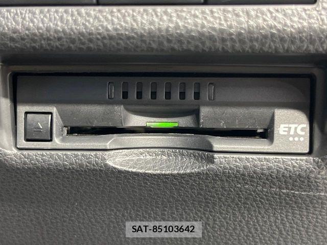 Toyota RAV4 2023-08 8458292-5