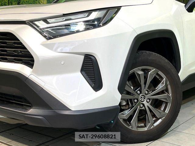 Toyota RAV4 2023-10 8628634-11