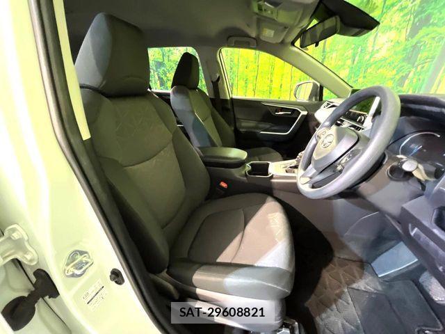 Toyota RAV4 2023-10 8628634-7