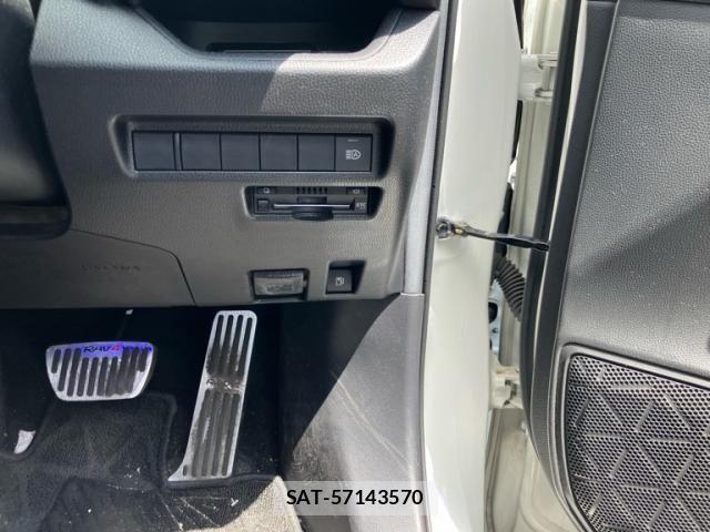 Toyota RAV4 2020-08 8661244-13
