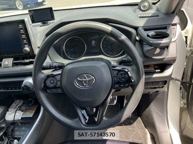 Toyota RAV4 2020-08 8661244-14