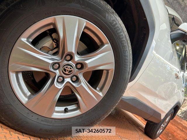 Toyota RAV4 2022-01 8849721-12