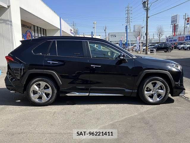 Toyota RAV4 2021-03 762193-14