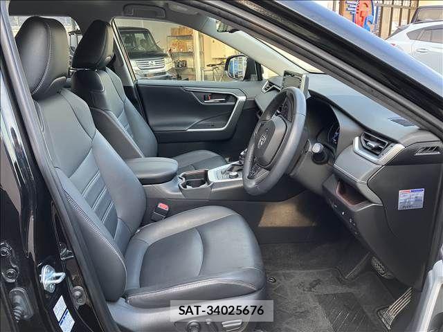 Toyota RAV4 2021-04 2730140-10