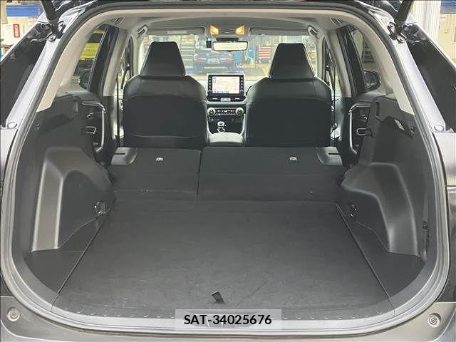 Toyota RAV4 2021-04 2730140-12
