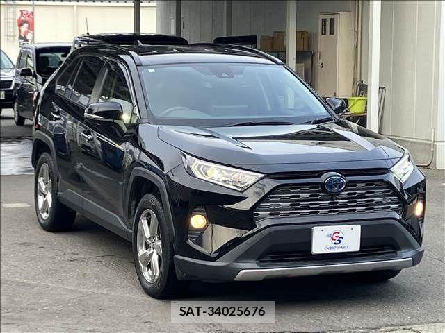 Toyota RAV4 2021-04 2730140-14