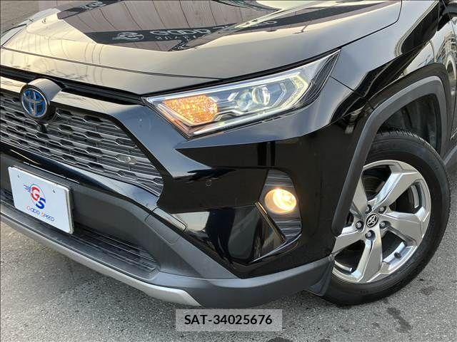 Toyota RAV4 2021-04 2730140-17