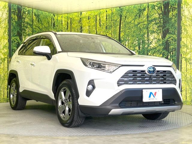Toyota RAV4 2021-07 3681651-15
