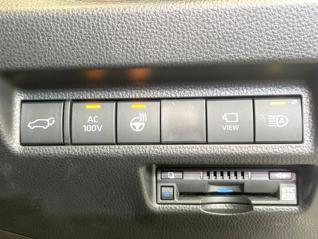 Toyota RAV4 2021-07 3681651-5