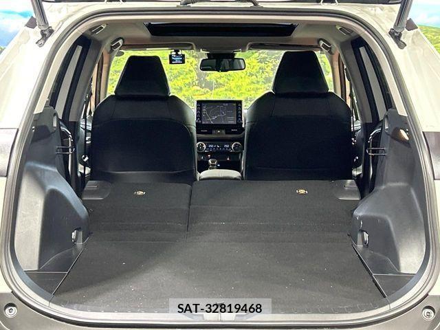 Toyota RAV4 2021-05 3935635-9