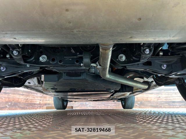 Toyota RAV4 2021-05 3935635-18