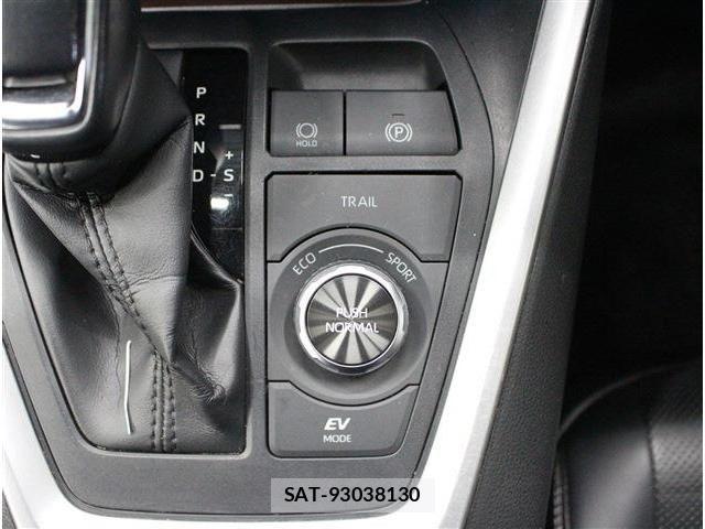 Toyota RAV4 2022-09 4111292-19