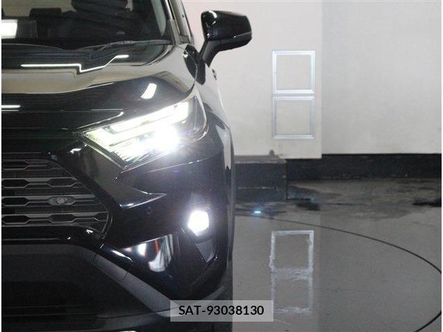 Toyota RAV4 2022-09 4111292-27