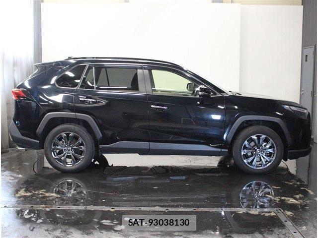 Toyota RAV4 2022-09 4111292-6