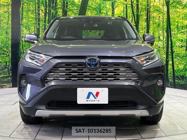 Toyota RAV4 2019-04 4140606-14